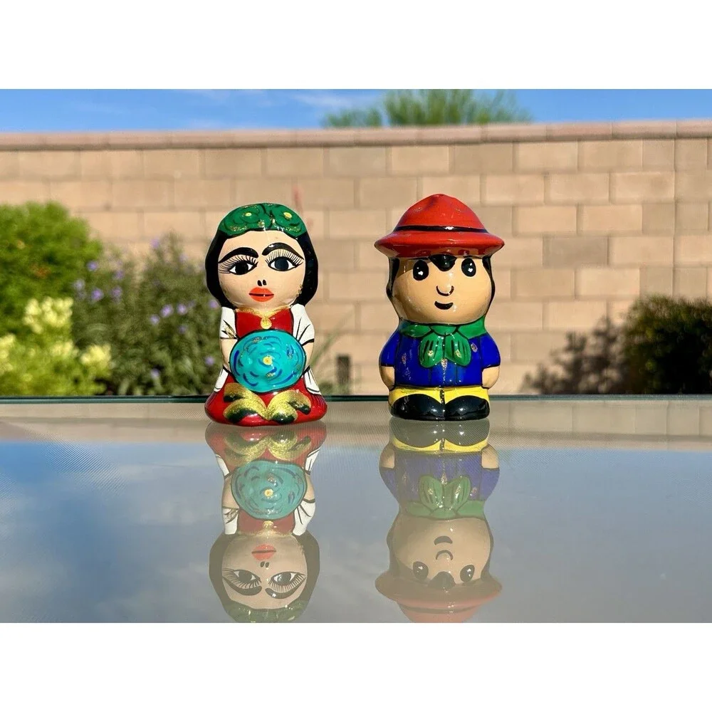 Mexico Folk Art Salt & Pepper Shakers Couple Set Frida Kahlo Diego Rivera Style